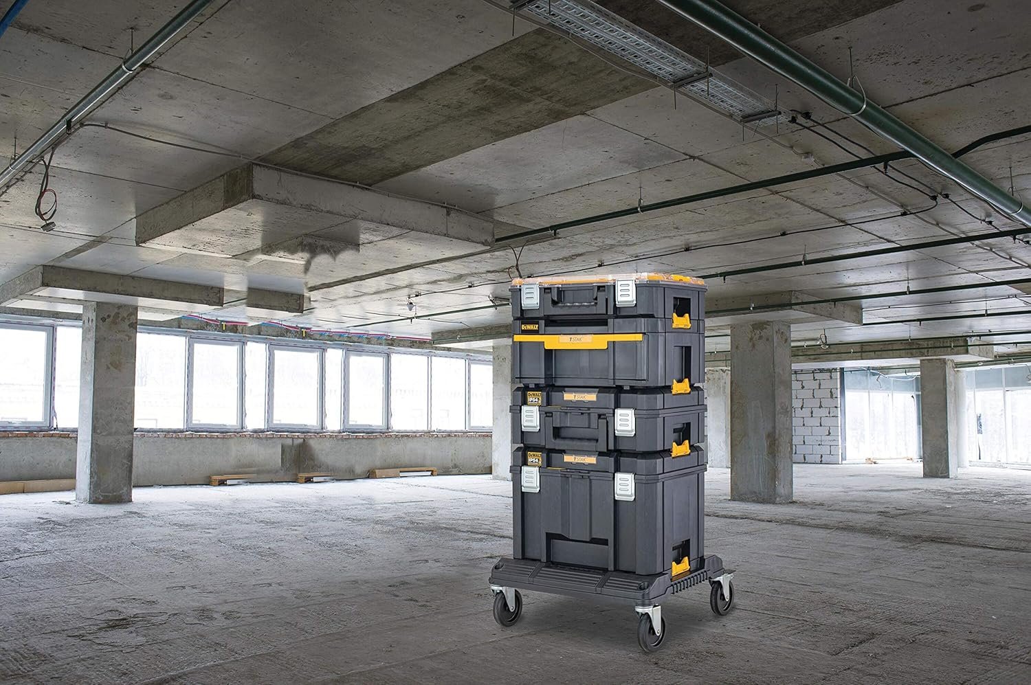 DEWALT DWST83346-1 TSTAK® Heavy-Duty Portable Plastic Deep Box With Removable Half Size Internal Tote Tray, IP54 Rated Waterseal, 30 Kg Weight Capacity, Metal Latches, 44x33.2x30.2 cm